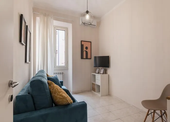 The Rent - Spacious One-bedroom Near Colosseum Apartment Rom