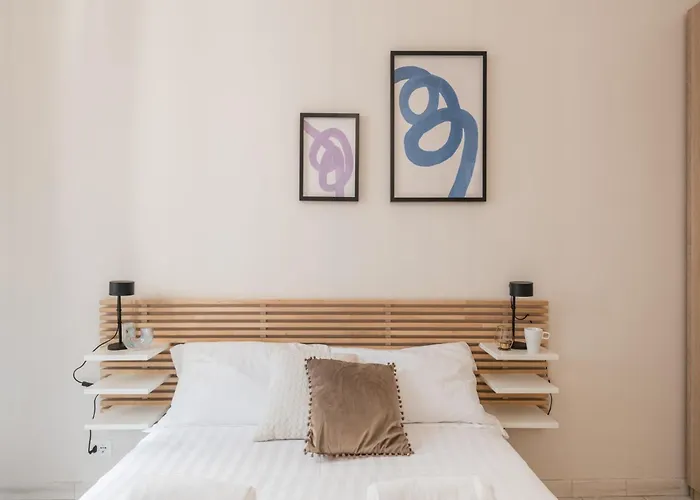 The Rent - Spacious One-bedroom Near Colosseum Daire
